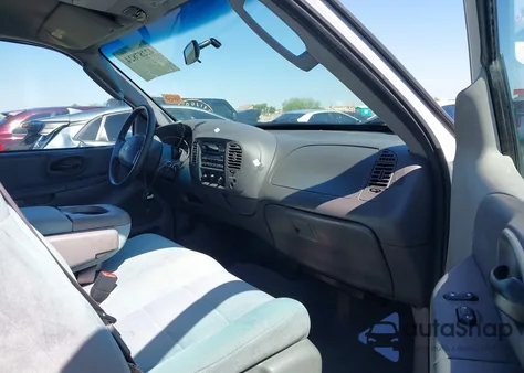 2003 Ford F-150 Lariat/Xl/Xlt z USA, uszkodzony, nr VIN 1FTRX17L53NA44544